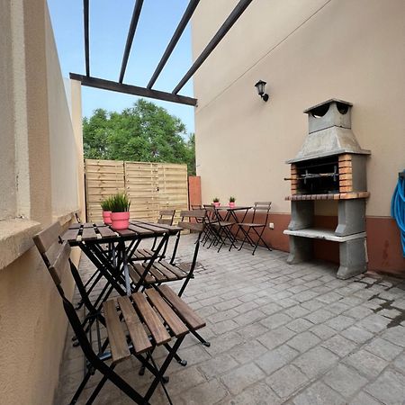 Apartamentos Sevilla Deluxe Rosales Los Rosales  Exterior photo